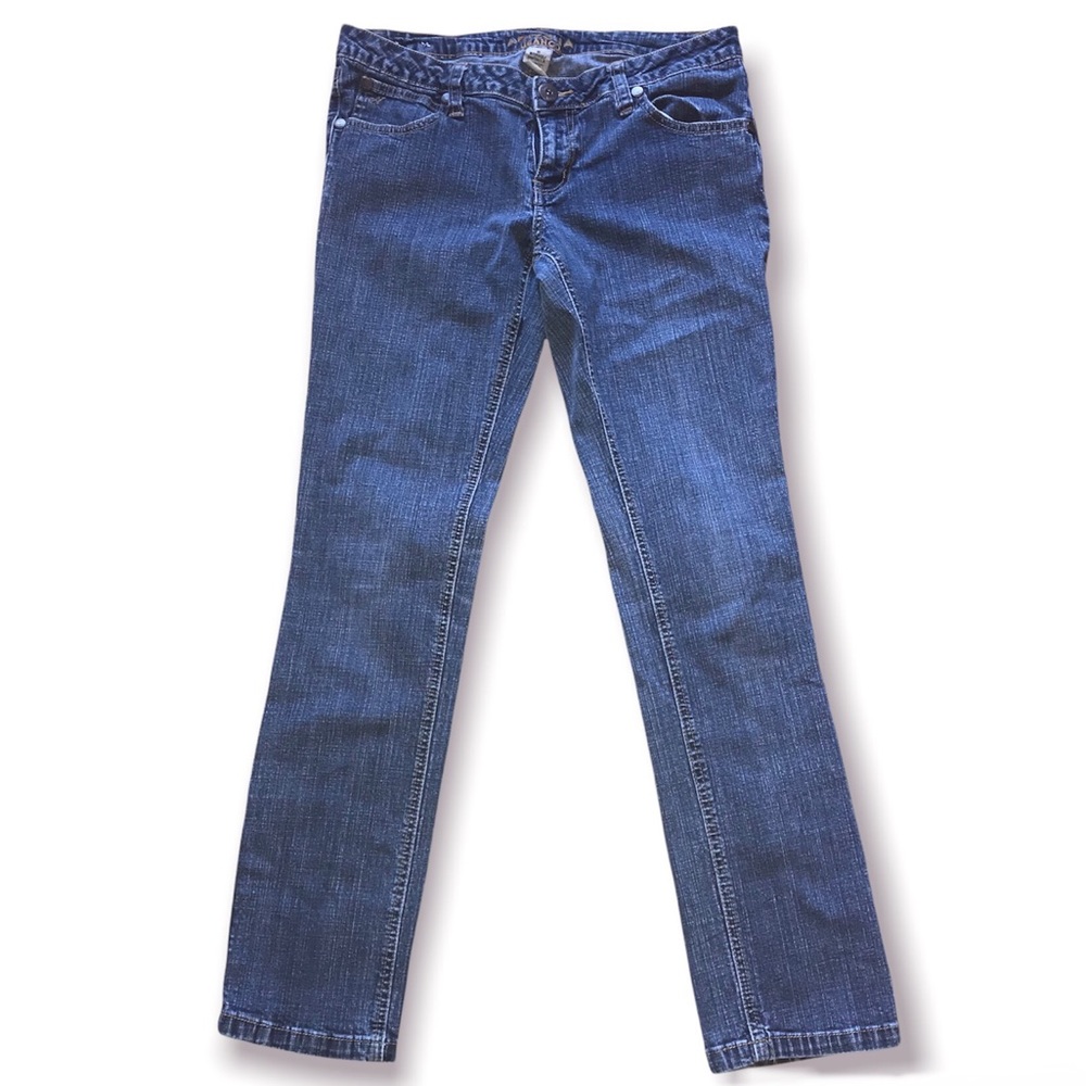 Arizona Jeans co. size 11. Straight leg.